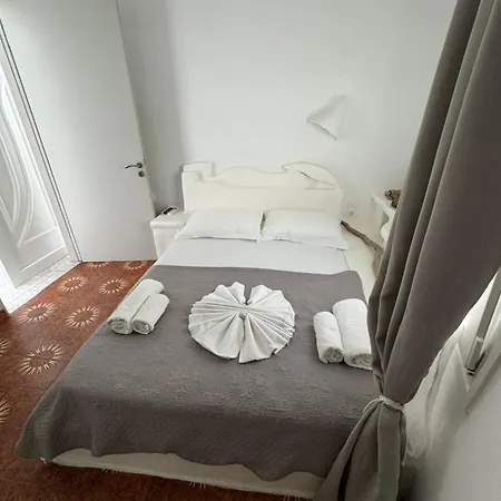 Anezina Family Apartment *