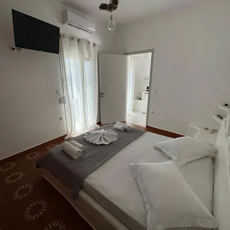 Anezina Family Appartement Triovasálos
